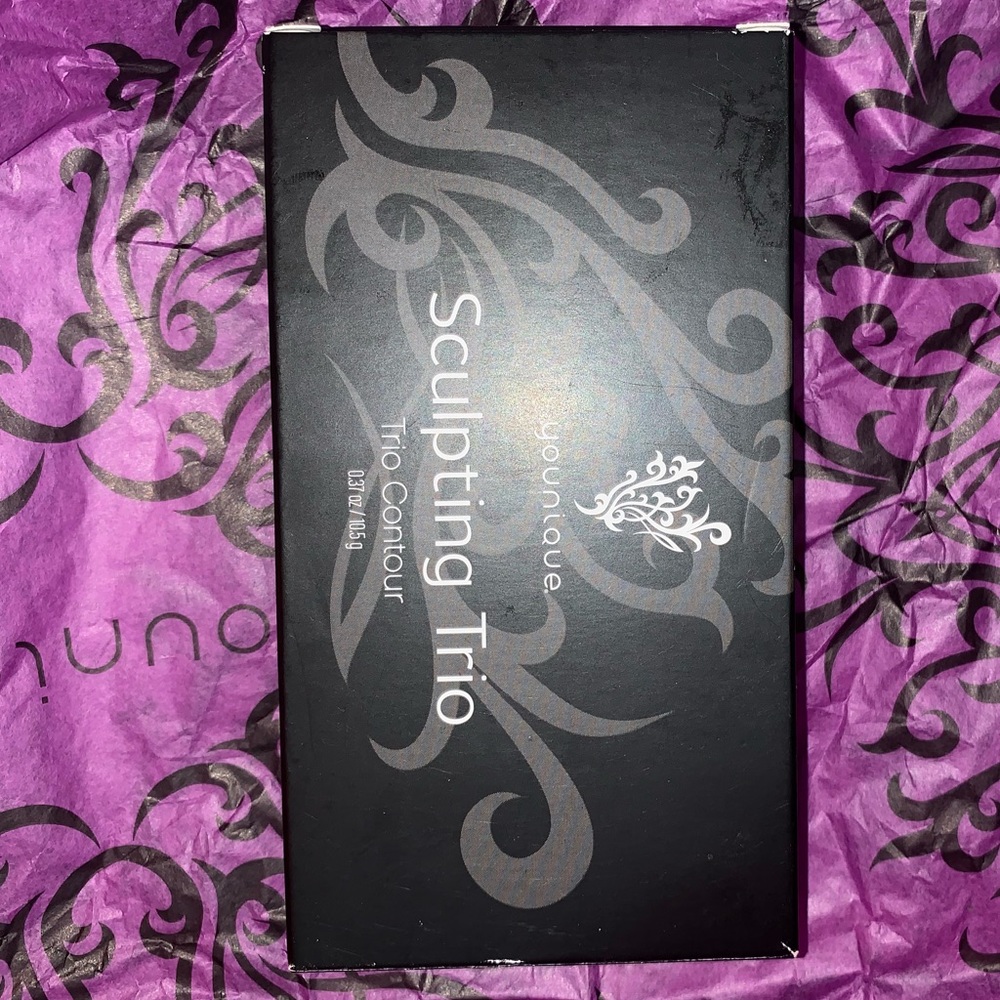 Younique sculpting trio